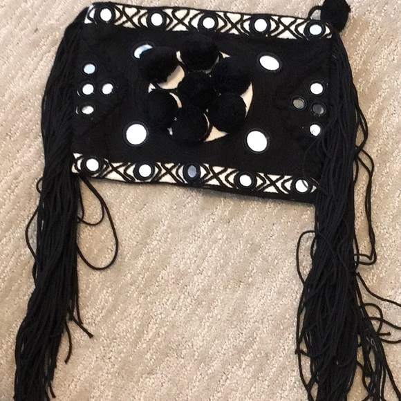 Misa Paraga Clutch - Picture 4 of 6